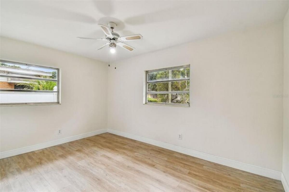 Casa de 4 dormitorios en Tampa, USA No. 302294