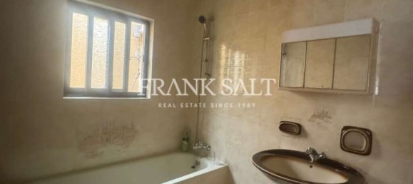 3 chambres Appartement à Marsalforn, Malta No. 6058 12