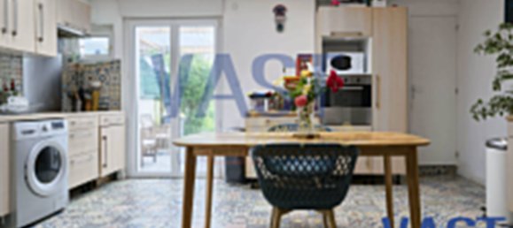 4 bedrooms House in Lille, France No. 256952 8