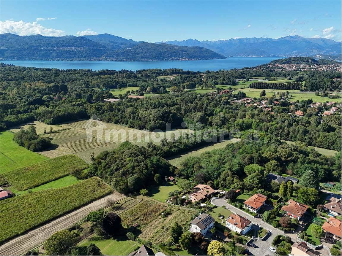 Земельный участок 3500м² в Анджера, Италия № 382212