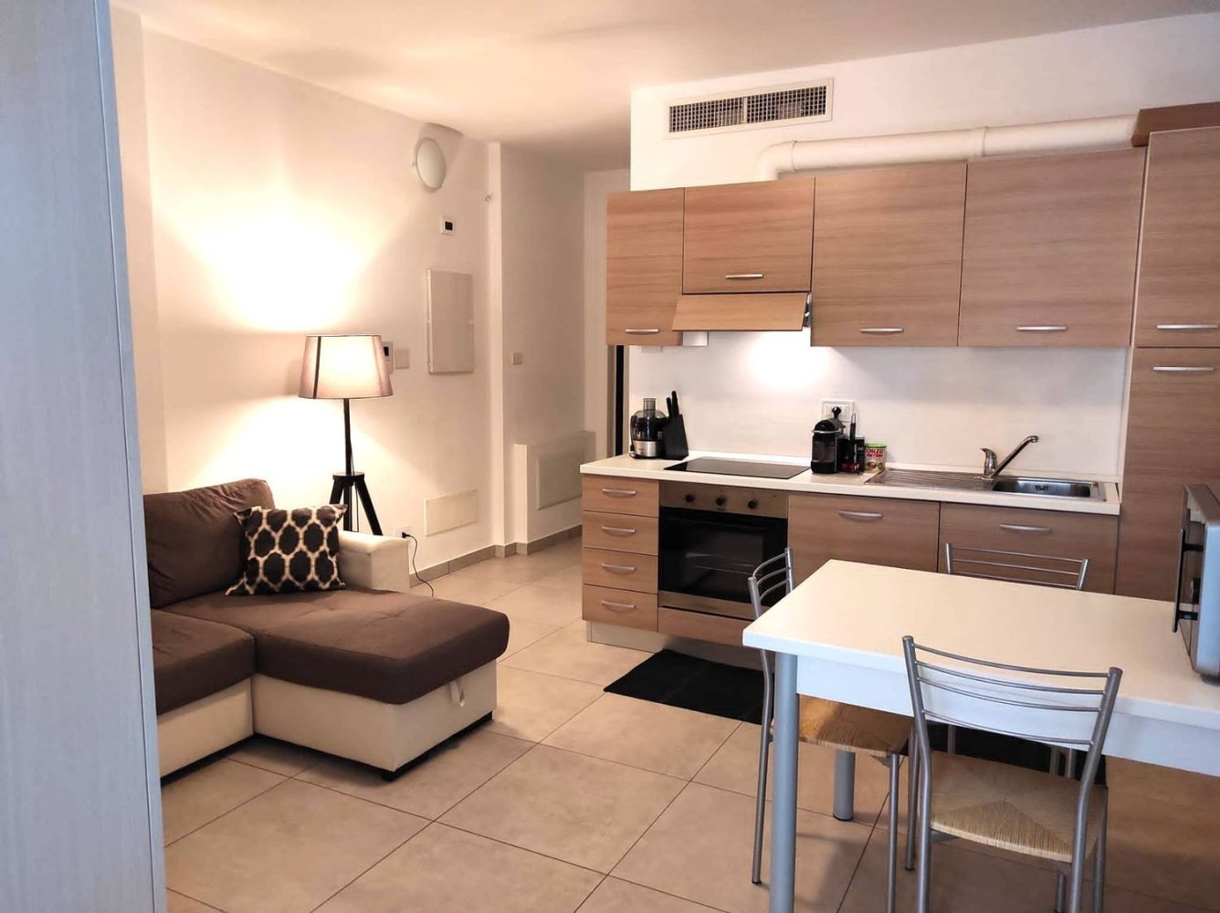 Apartamento T2 em Varese, Italy N.º 393426