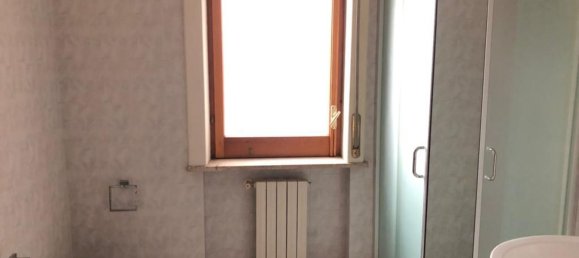 6غرفة شقة في Giugliano in Campania, Italy رقم 164219 23