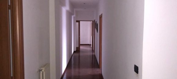 6غرفة شقة في Giugliano in Campania, Italy رقم 164219 6