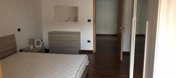 6غرفة شقة في Giugliano in Campania, Italy رقم 164219 2