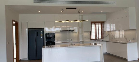 4 bedrooms Villa in Bang Tao, Thailand No. 8255 9