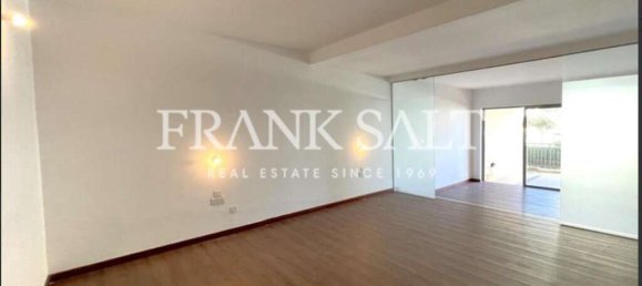 1 bedroom Apartment in Saint Julian's, Malta No. 11644 8