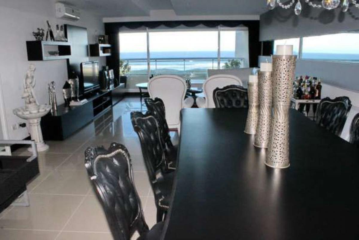 3 chambres Appartement à Maldonado, Uruguay No. 11299