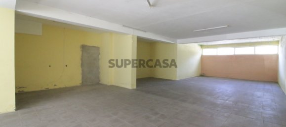 180m² Commercial property in Santa Maria de Lamas, Portugal No. 157984 17