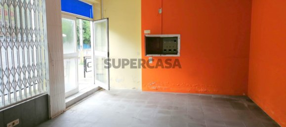 180m² Commercial property in Santa Maria de Lamas, Portugal No. 157984 6
