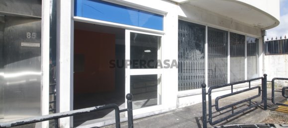 180m² Commercial property in Santa Maria de Lamas, Portugal No. 157984 24