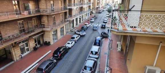 Apartamento de 4 divisões em Avellino, Italy N.º 226845 16