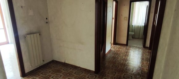Apartamento de 4 divisões em Avellino, Italy N.º 226845 5