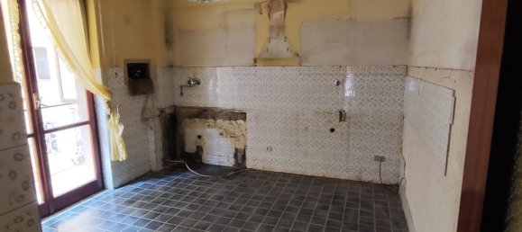 Apartamento de 4 divisões em Avellino, Italy N.º 226845 10