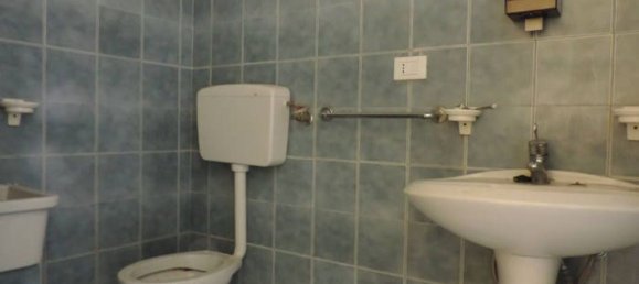 Gewerbliche Immobilie in Santa Croce Camerina, Italy 62m², Nr. 62227 7