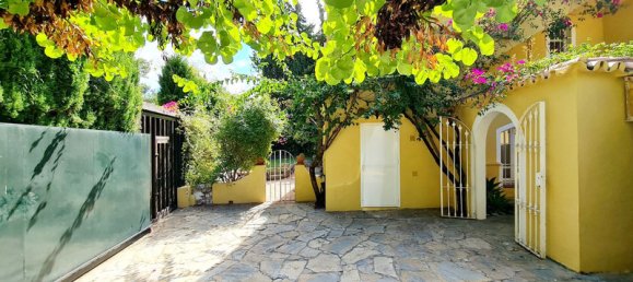 4 bedrooms House in Ojen, Spain No. 67423 9