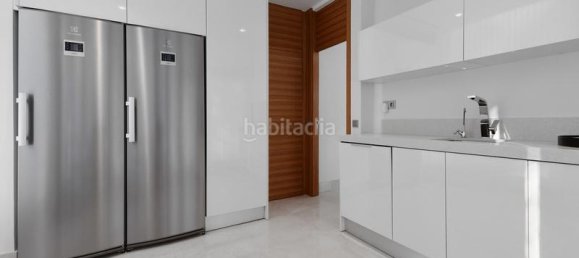 7 bedrooms Villa in Marbella, Spain No. 91798 16