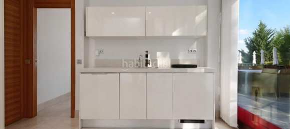 7 bedrooms Villa in Marbella, Spain No. 91798 23