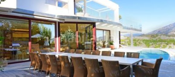 7 bedrooms Villa in Marbella, Spain No. 91798 48