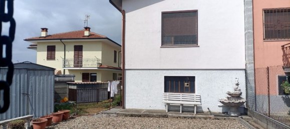 5 bedrooms House in Mortara, Italy No. 360894 2