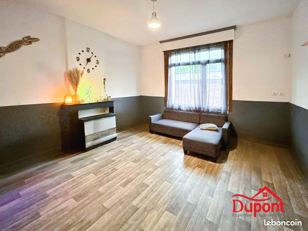 Casa de 2 dormitorios en Le Cateau-Cambresis, France No. 250448