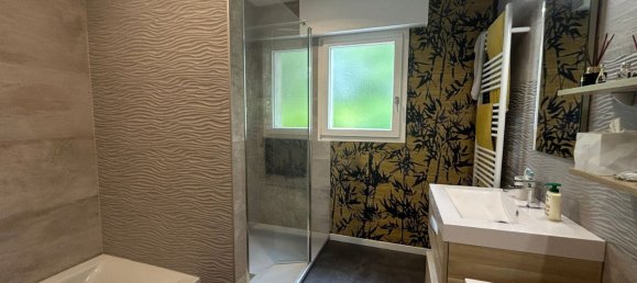 Дом с 5 спальнями в Сент-Антуан-дю-Роше, Франция № 227106 7