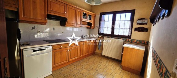 3 Schlafzimmer Haus in Bourdons-sur-Rognon, France, Nr. 212496 2