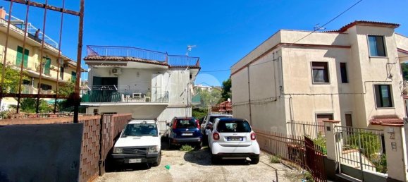 3 rooms Apartment in Pozzuoli, Italy No. 63613 16