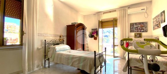 3 rooms Apartment in Pozzuoli, Italy No. 63613 30