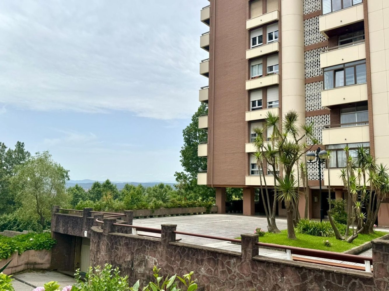 4 bedrooms Apartment in Santander, Spain No. 149844