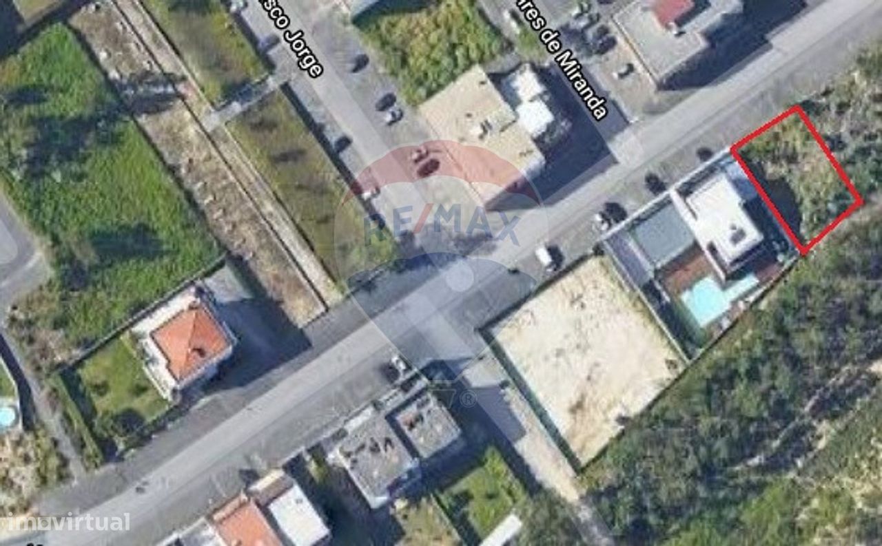  قطعة أرض في Leiria, Portugal 374متر مربع رقم 74403