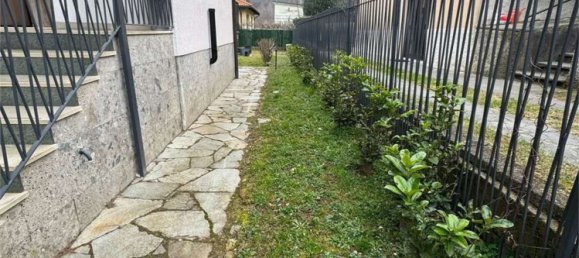 7 rooms Villa in Lavena Ponte Tresa, Italy No. 198888 3