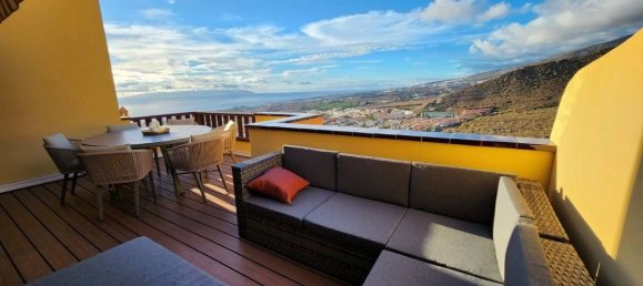 2 bedrooms Penthouse in Adeje, Spain No. 24044 4