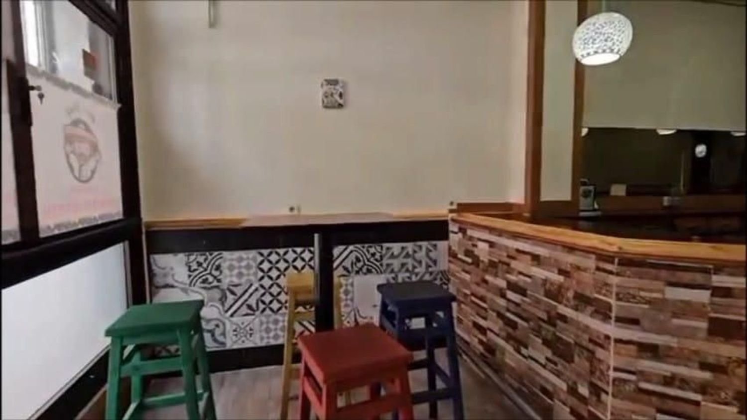  عقار تجاري في Oviedo, Spain 173متر مربع رقم 149767