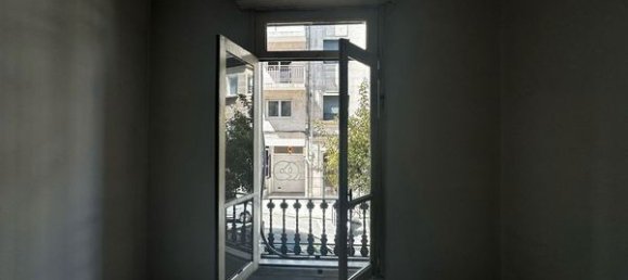 Apartamento de 2 dormitorios en Vigo, Spain No. 190978 2