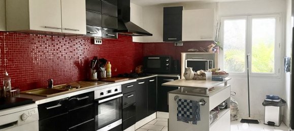 4 bedrooms House in Antigny, France No. 102450 6