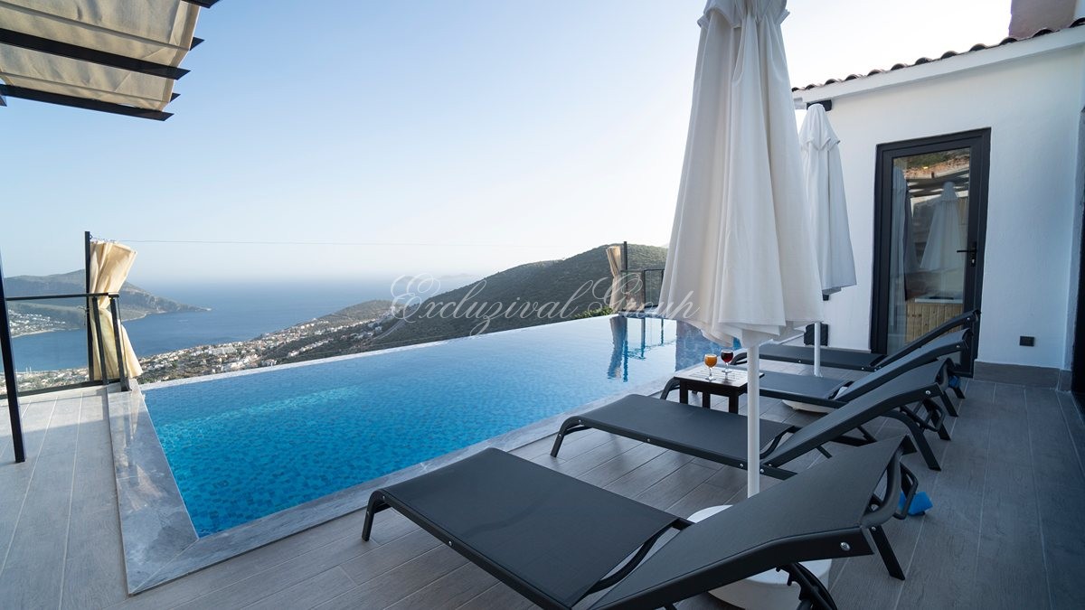 Villa 2+1 in Kalkan, Turkey, Nr. 42843