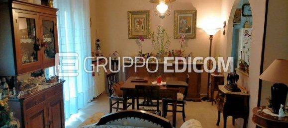 3-salle Appartement à Vigevano, Italy No. 186025 2