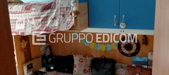 3-salle Appartement à Vigevano, Italy No. 186025 7