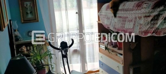 3-salle Appartement à Vigevano, Italy No. 186025 8