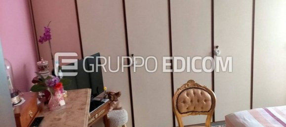 3-salle Appartement à Vigevano, Italy No. 186025 9