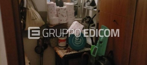 3-salle Appartement à Vigevano, Italy No. 186025 4