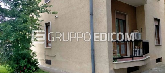 3-salle Appartement à Vigevano, Italy No. 186025 14