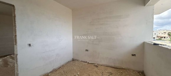 3 bedrooms Maisonette in Mosta, Malta No. 2267 4