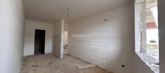 3 bedrooms Maisonette in Mosta, Malta No. 2267 3