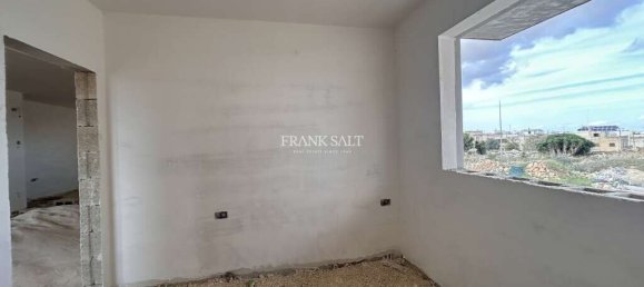 3 bedrooms Maisonette in Mosta, Malta No. 2267 5