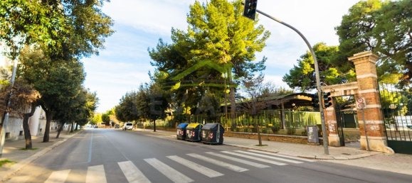 Apartamento de 3 habitaciónes en Foggia, Italy No. 91269 18