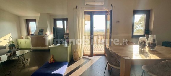 2 chambres Penthouse à Castelnuovo di Porto, Italy No. 334405 2