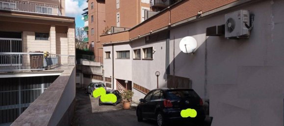 3 rooms Apartment in Isernia, Italy No. 159746 5