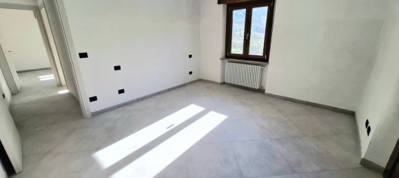 Квартира с 5 спальнями в Монжове, Италия № 326828 11