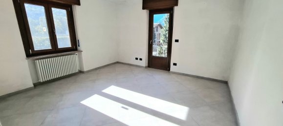 Квартира с 5 спальнями в Монжове, Италия № 326828 10